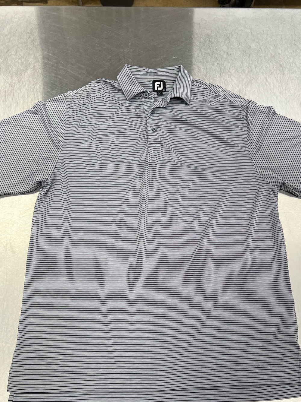 FootJoy Heights Classic Men’s Black and White Micro-Stripe Polo Large